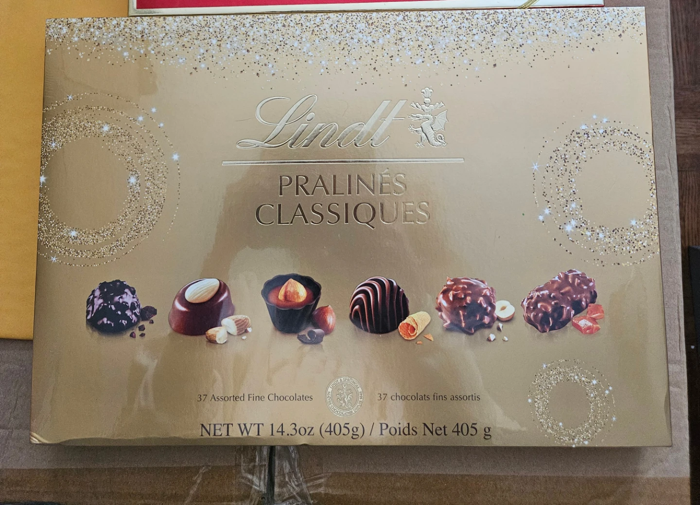 Lindt Pralinés Classiques & Lindor Chocolate Box, BNIB $12 each - photo 4