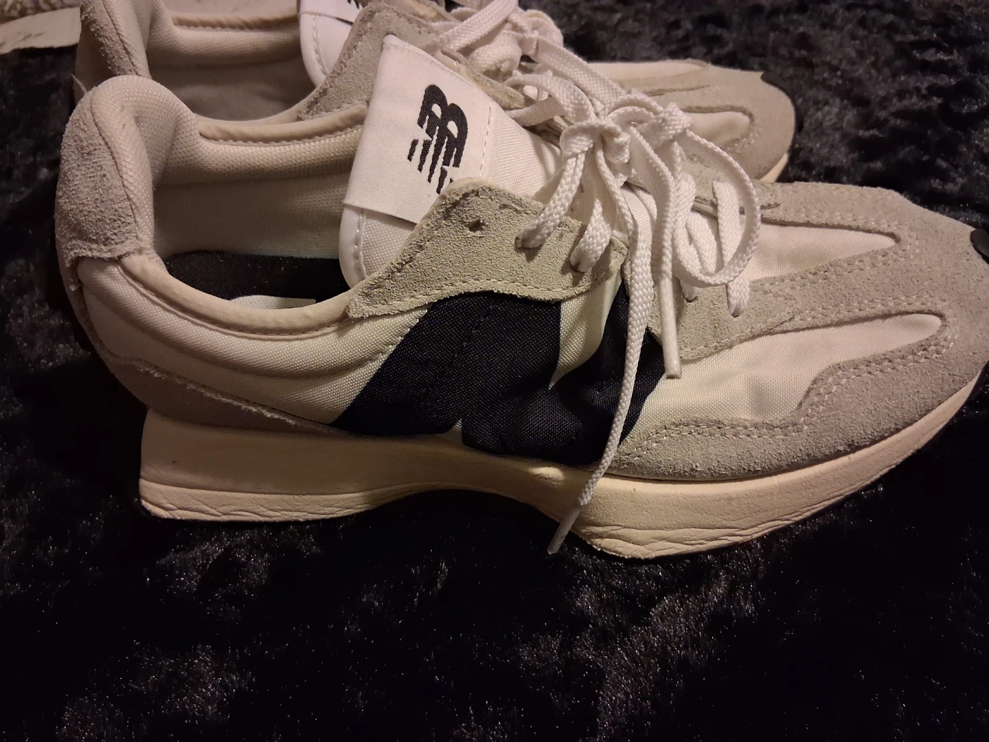 New Balance 327 Cream/Black Sneakers - photo 2