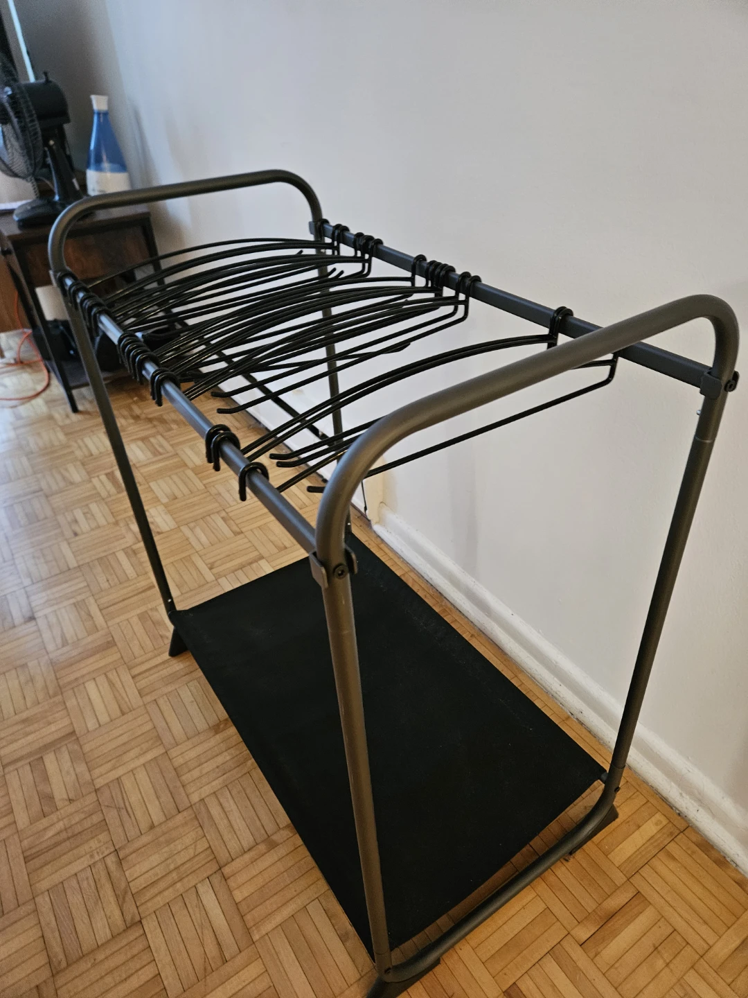 Black Metal Clothes Valet Stand - photo 3