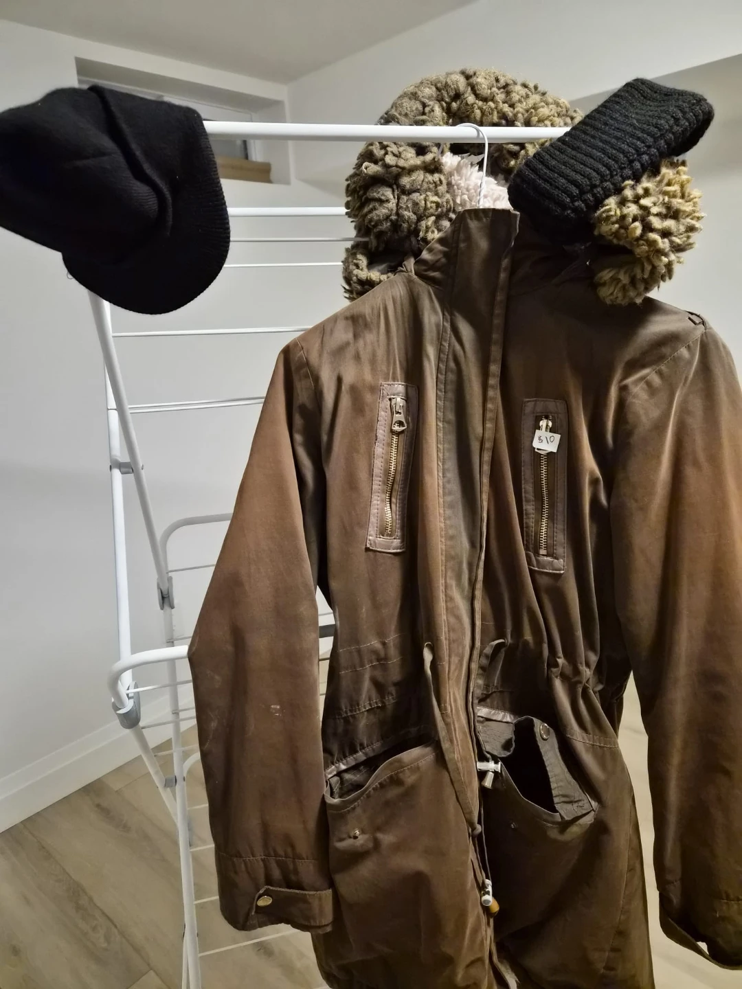 Olive green winter coat 🧡