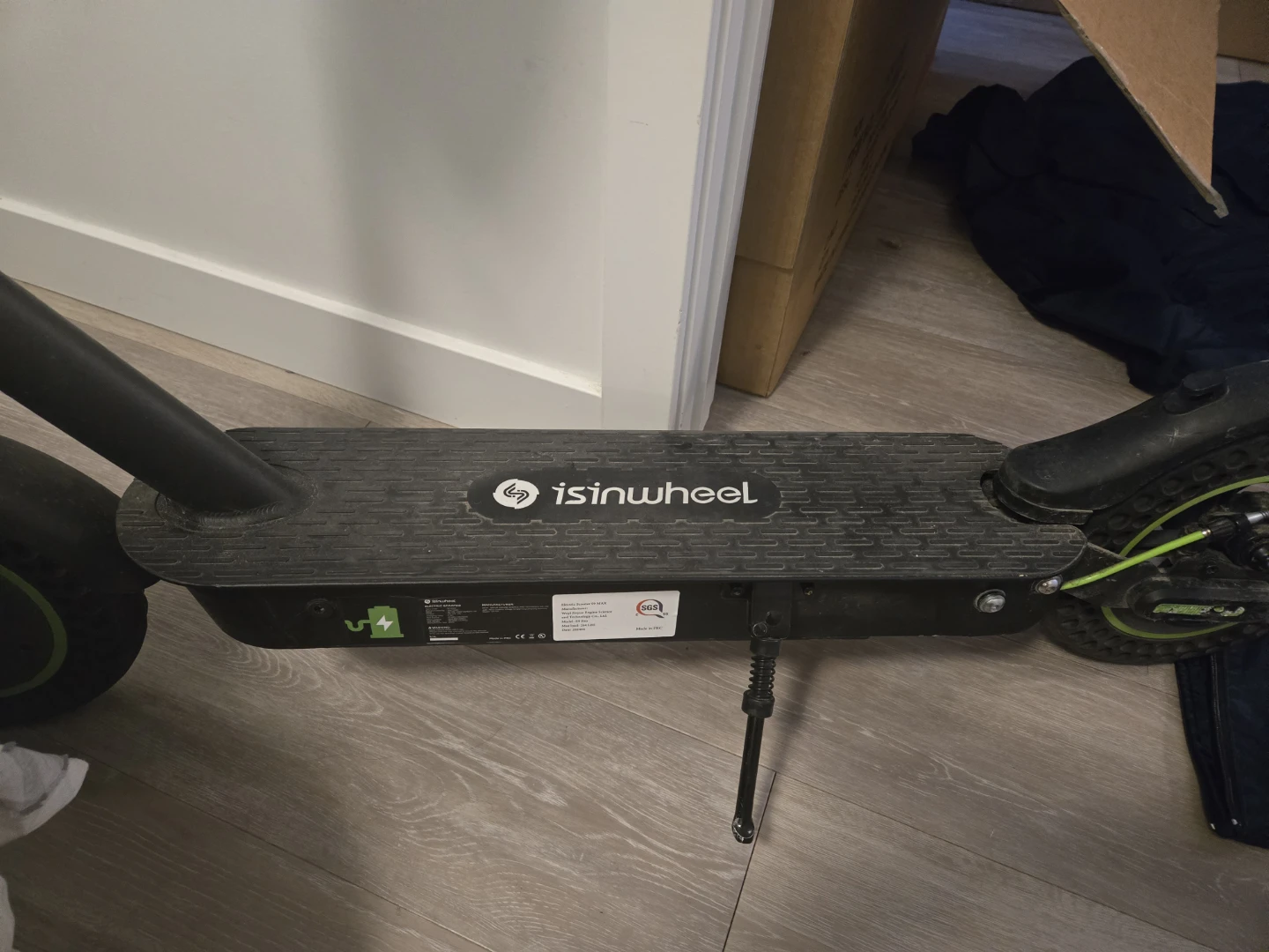 isinwheel Electric Scooter - photo 3