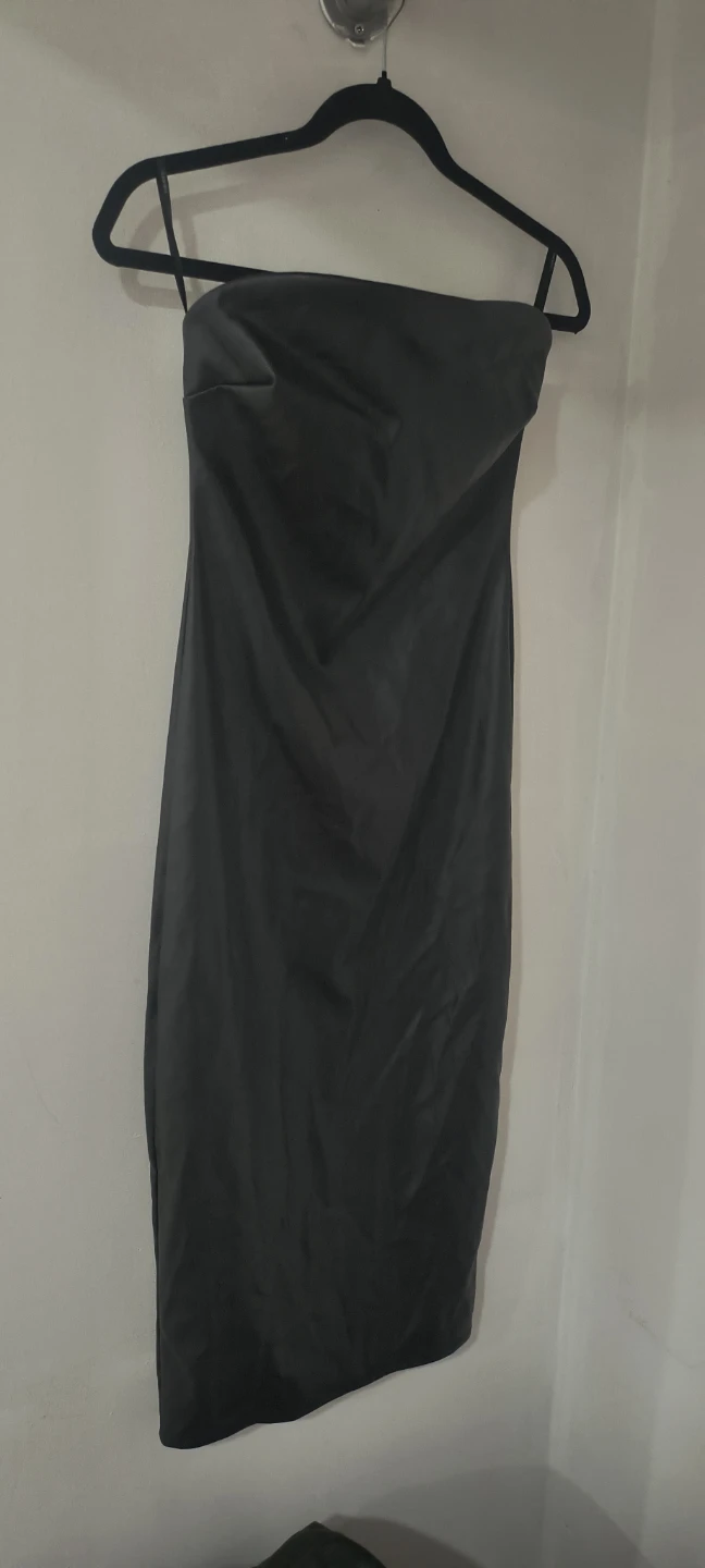 Black Strapless Dress 🧡