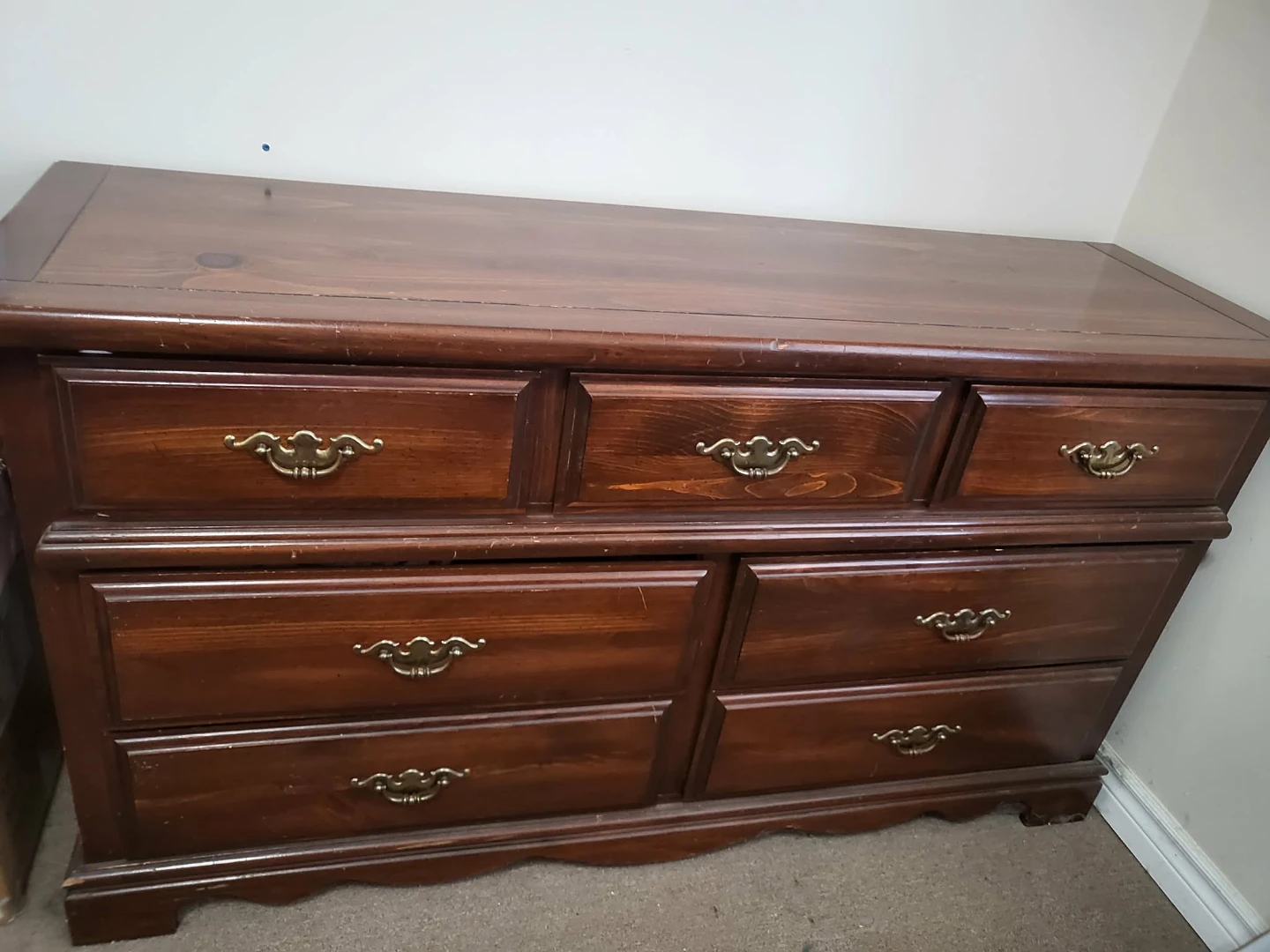 Wooden Dresser and 2 Matching Nightstands - Brown
