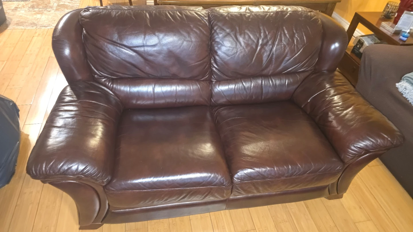 Cherry Brown Leather Loveseat Sofa - photo 3