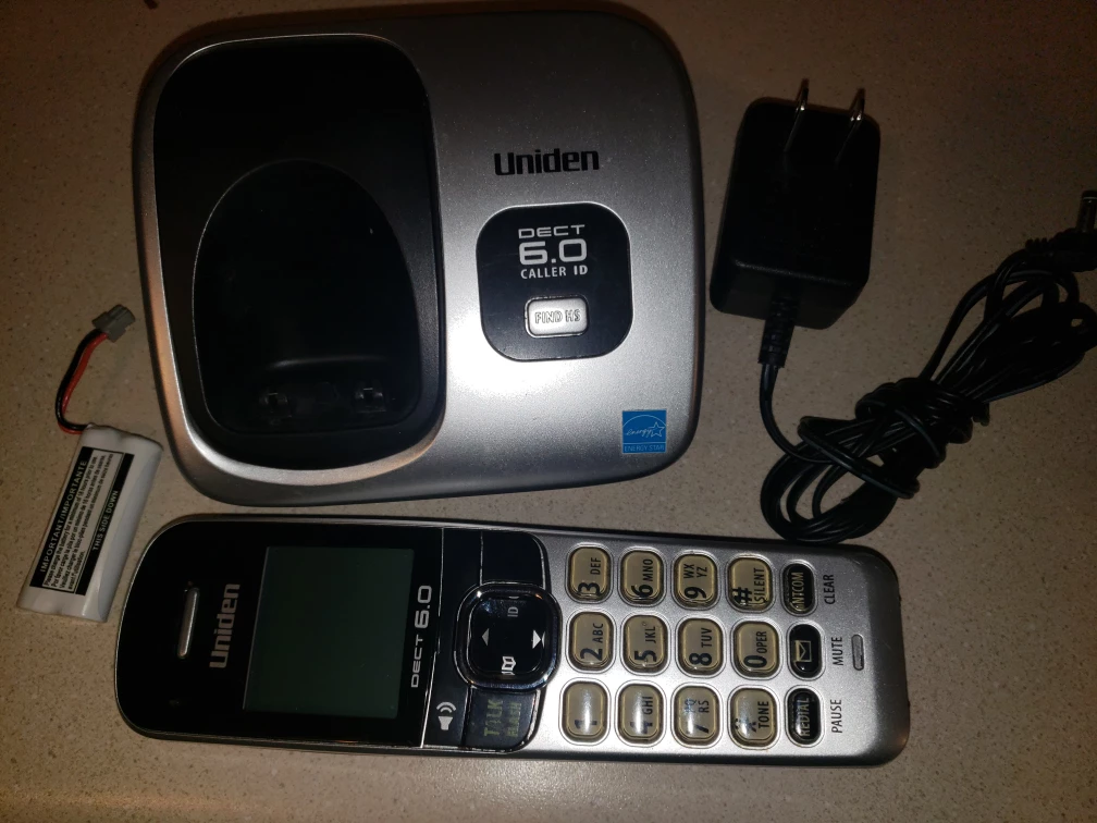 Uniden DECT 6.0 Cordless Phone - photo 3