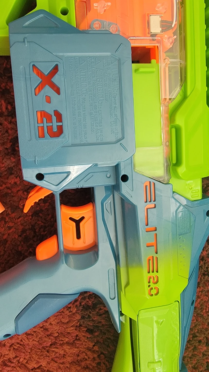 Nerf Elite 2.0 Commander RD-6 Blaster with 2 Magazines and Darts - photo 3