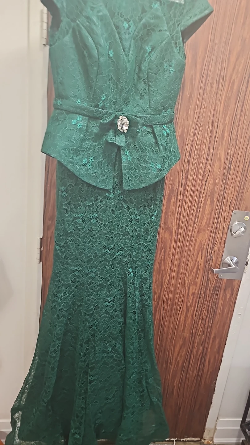 Emerald Green Lace Dress