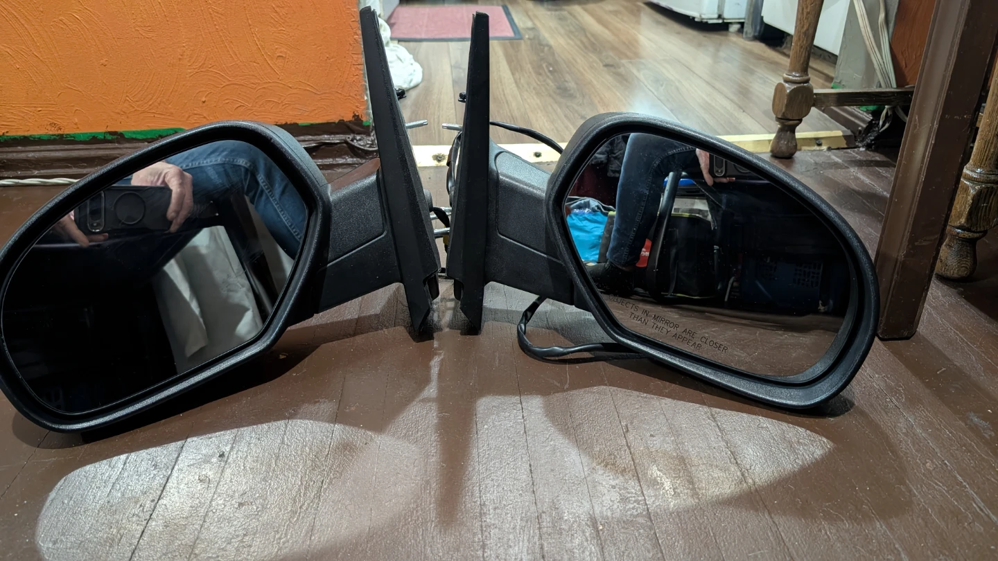 Pair of Side View Mirrors - photo 4