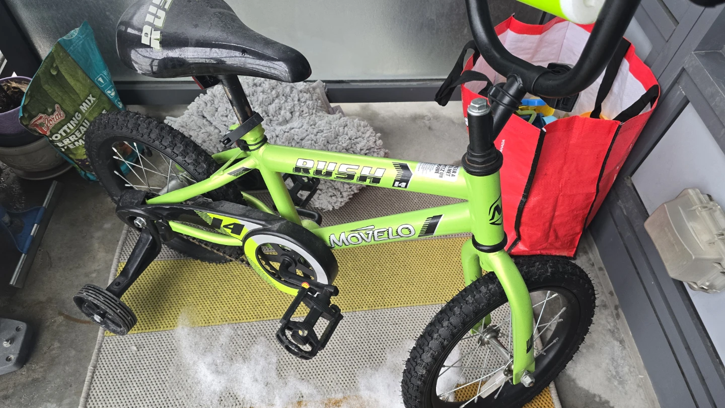 Green Rush Movelo 14" 3 to 5 Age Kids Bike - photo 2