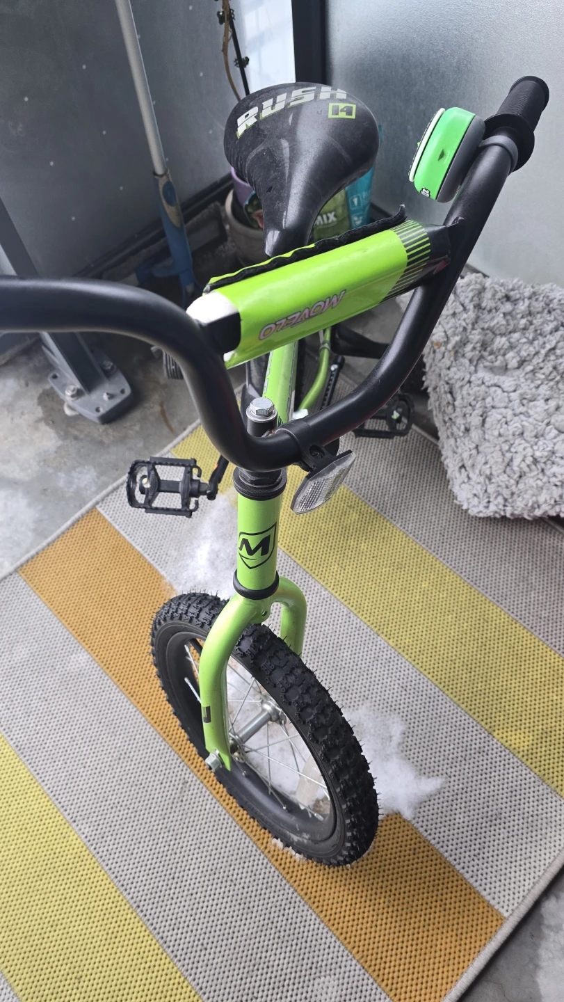 Green Rush Movelo 14" 3 to 5 Age Kids Bike - photo 3