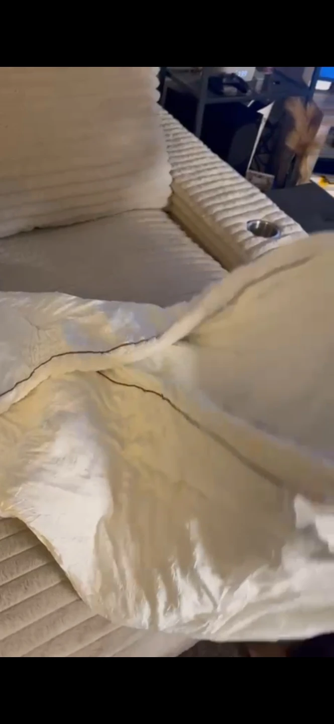White Duvet/Comforter - photo 4