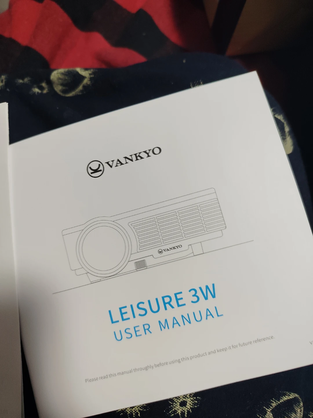 Vankyo Leisure 3W Video Projector w/ Case & Manual - photo 2