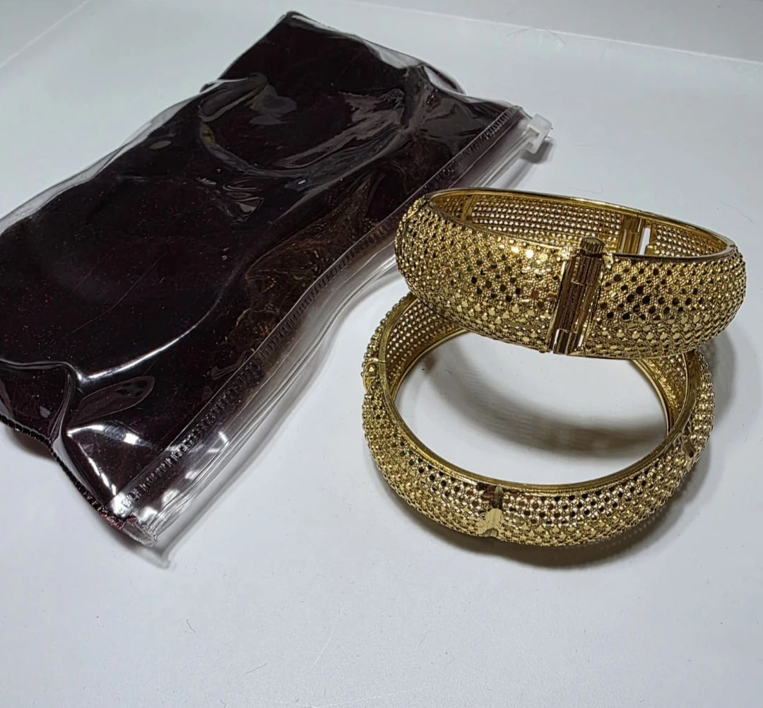 Gold Bangle Set