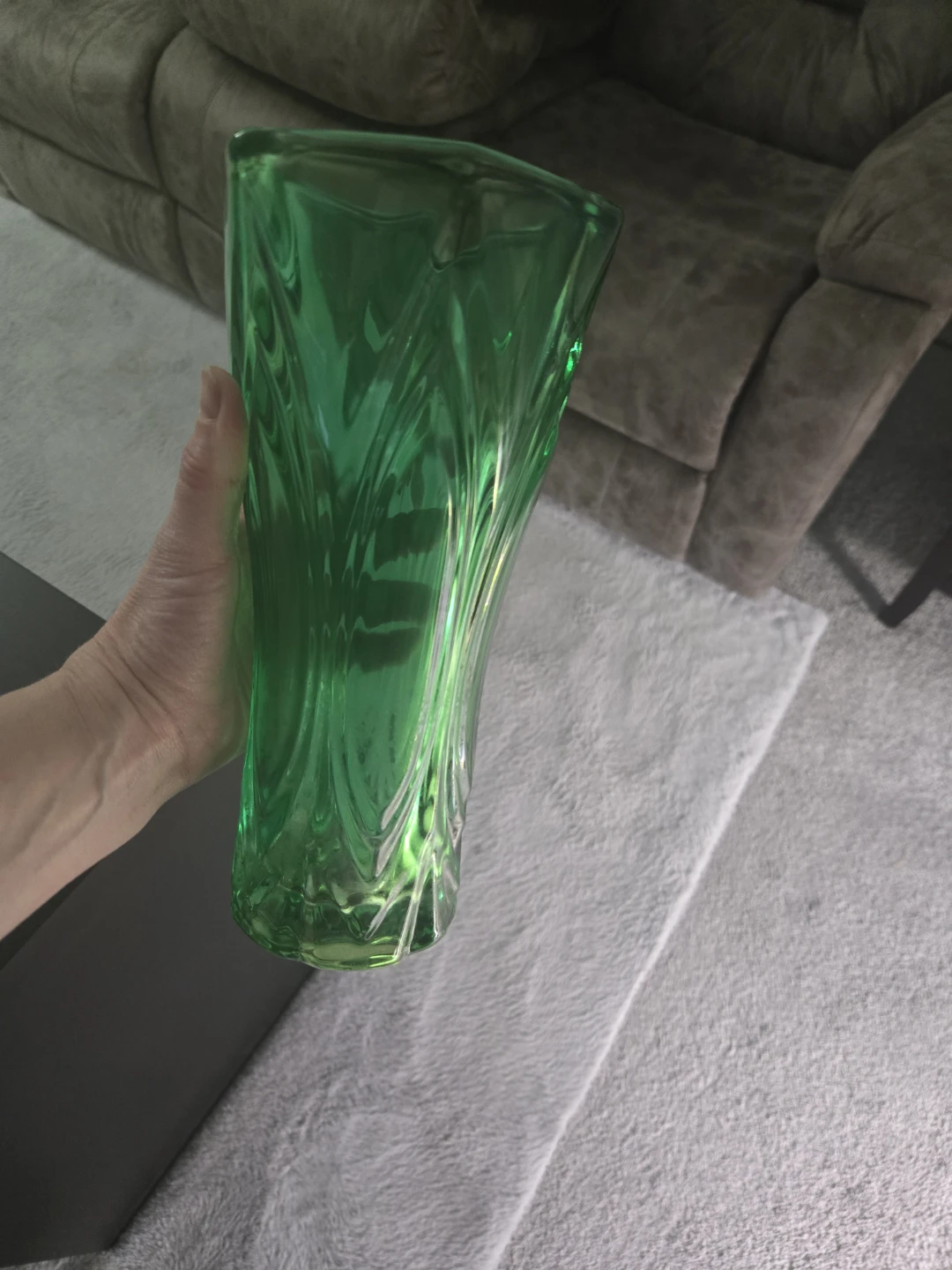 Green Glass Vase - photo 2