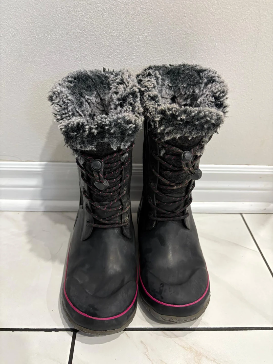 Bogs Winter Boots Size 8 - photo 3