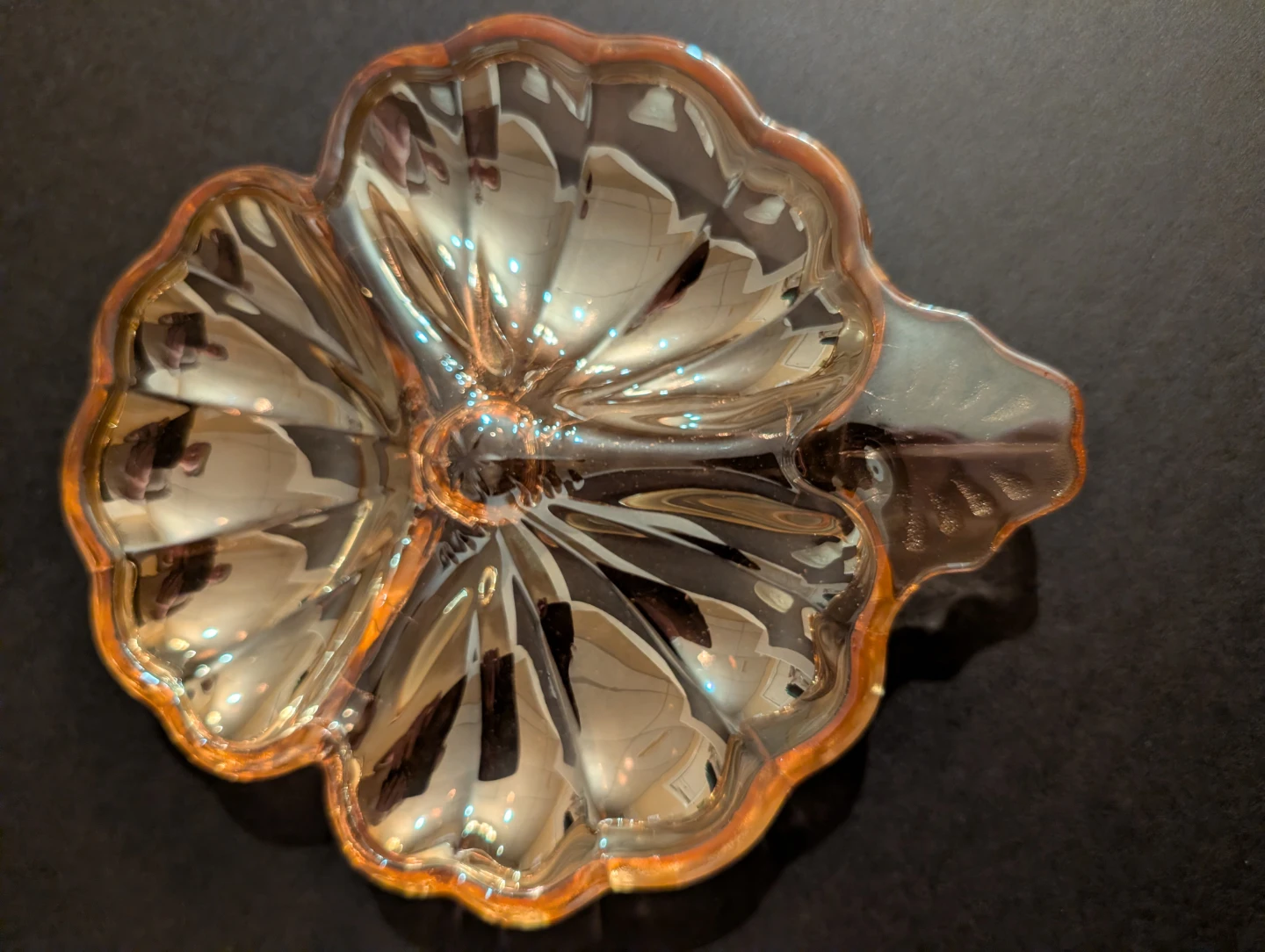 Vintage 1930s Carnival Jeanette Glass clover dish