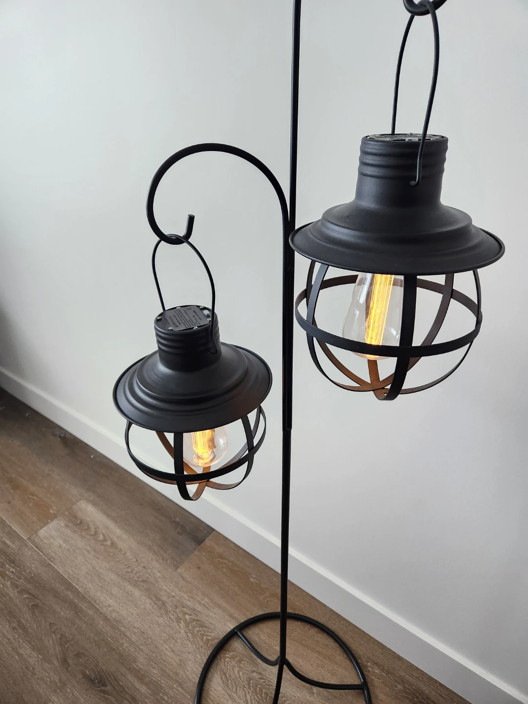 Black Metal Stand with Two Lamps - photo 2