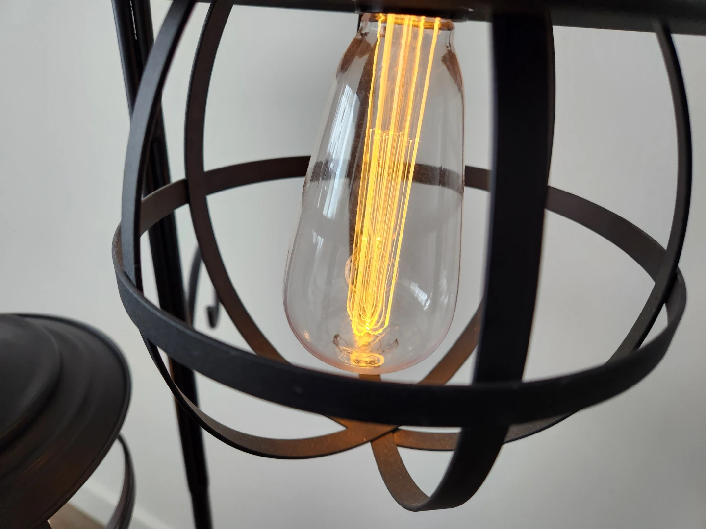 Black Metal Stand with Two Lamps - photo 3