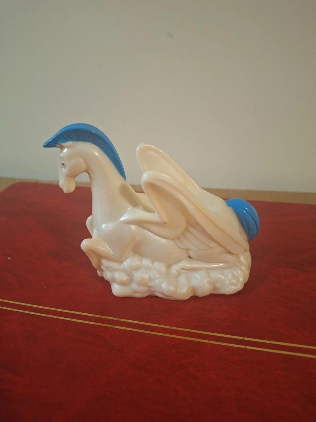 Disney Pegasus Figurine - McDonald's Toy - photo 3