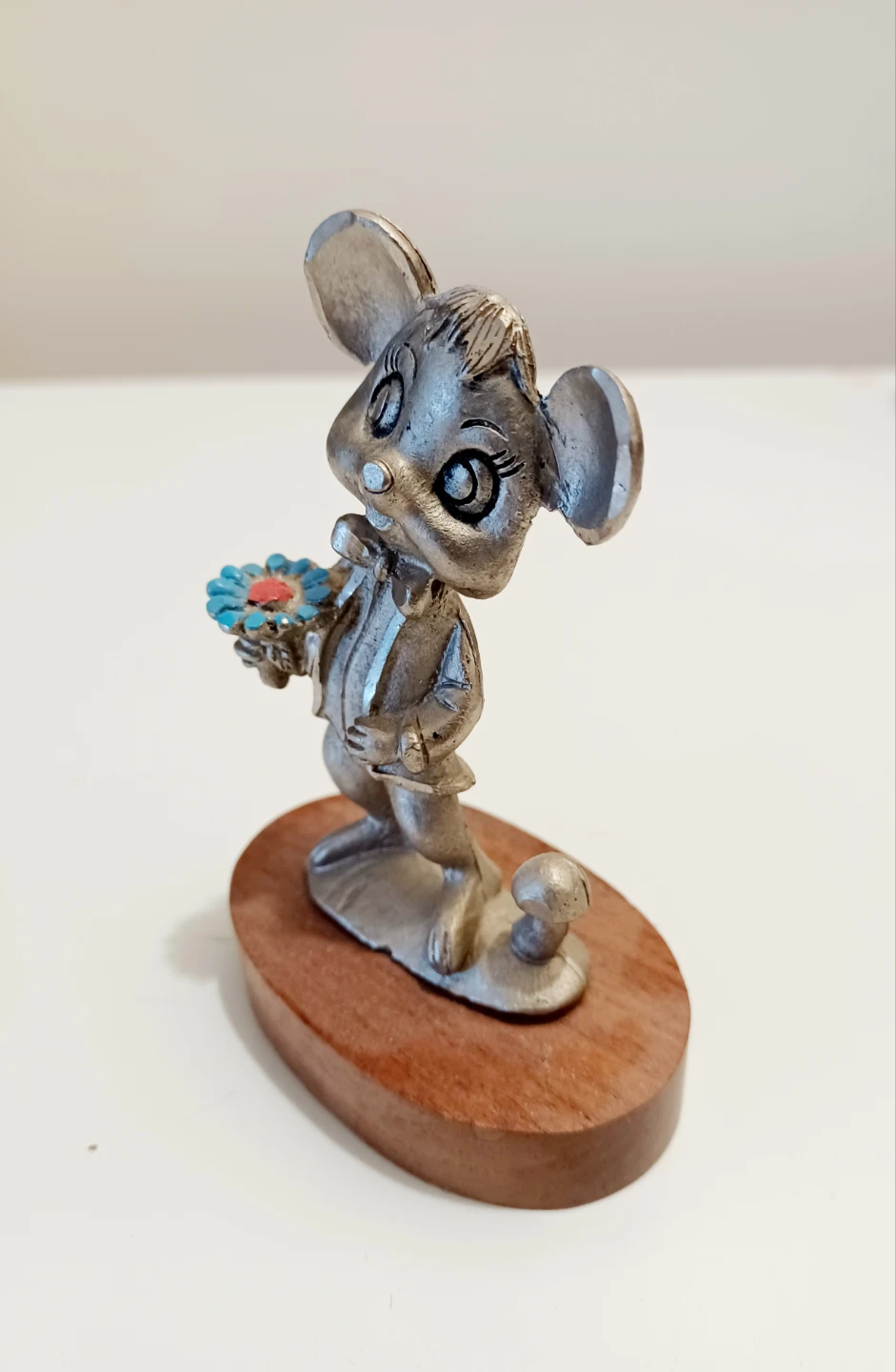 Unique Hand Chiseled Pewter Peltro Figurine - photo 3