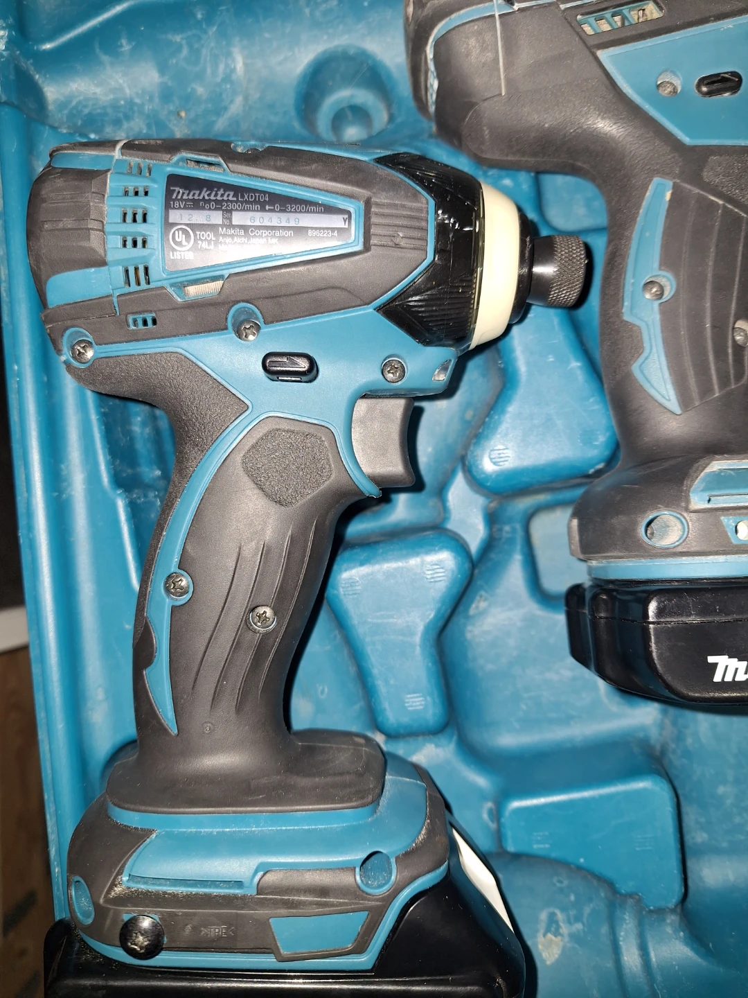 Makita Drill and Impact Driver Combo Kit - photo 4