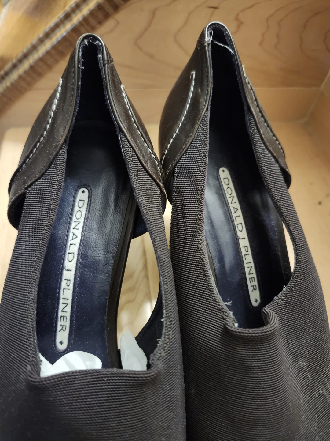 Donald Pliner Black Slingback Heels - photo 2