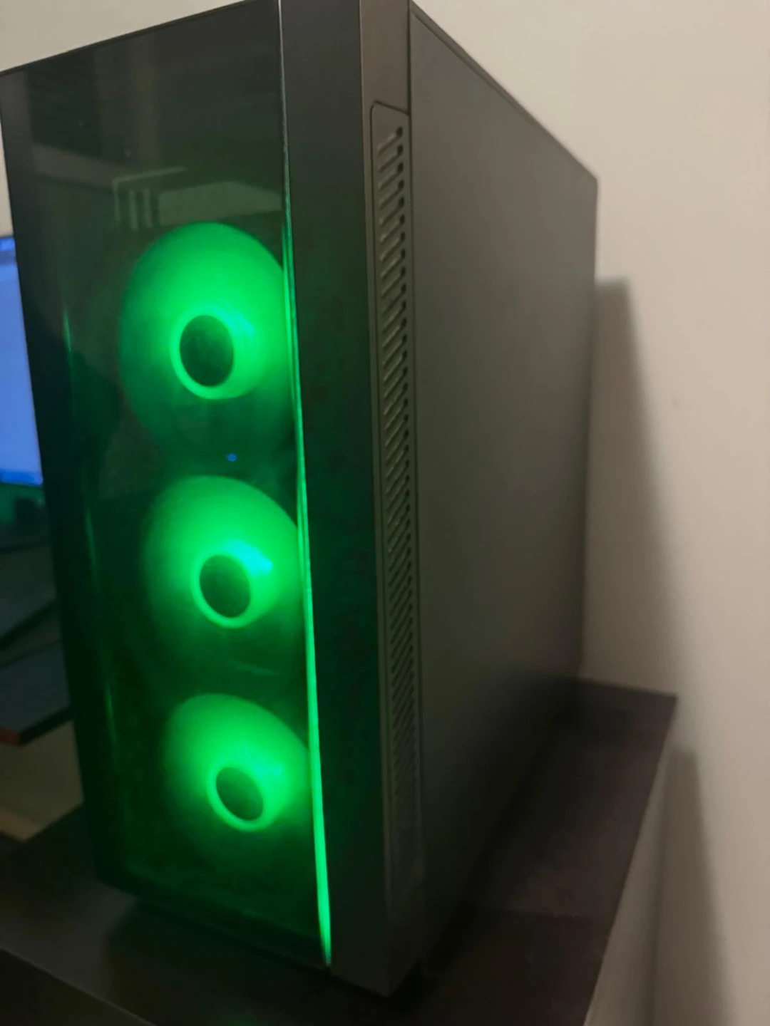 Gaming PC – i7-7700 | RX 5700 XT | 32GB RAM | 4TB + SSD - photo 4