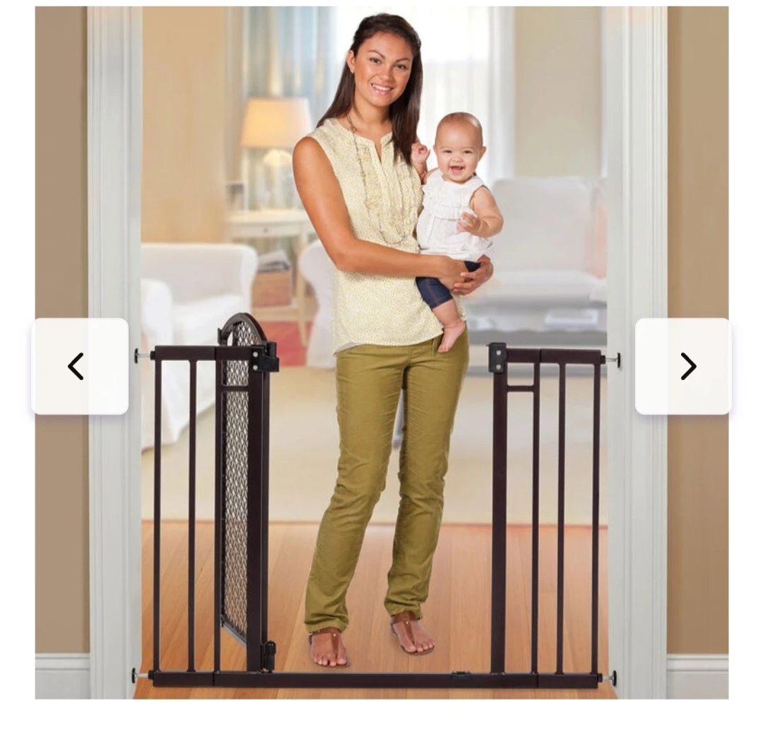 Baby Gate Stylish - bought from Babies r us - photo 2