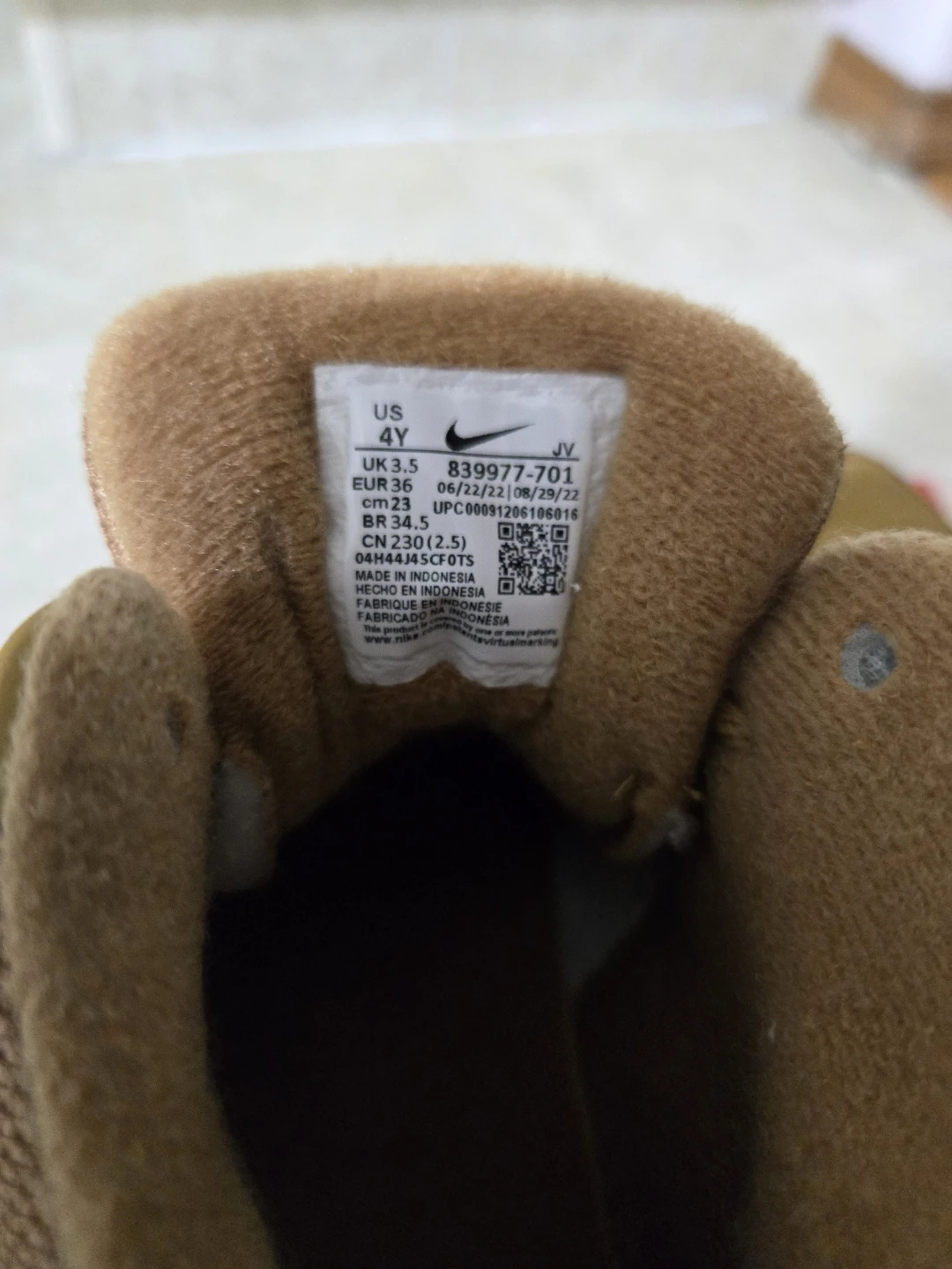 Nike Court Borough Mid Kids Size 4Y - photo 3