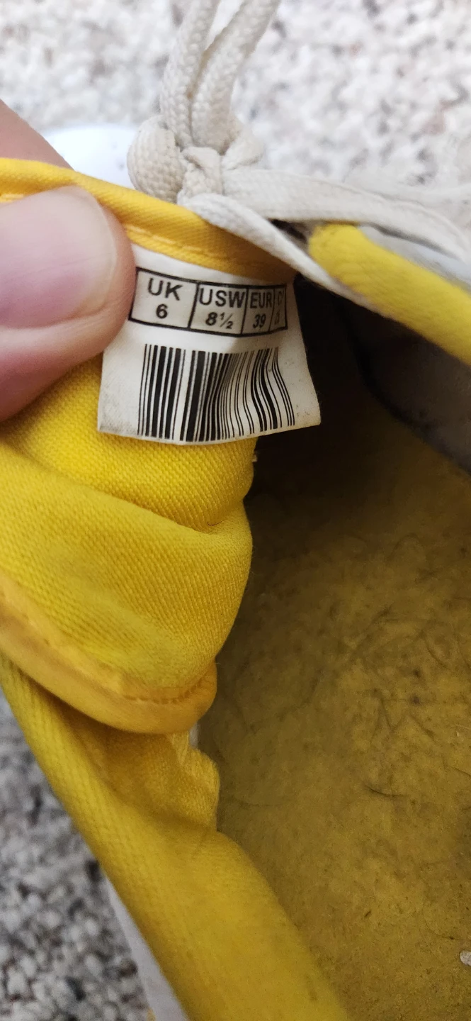 Puma White & Yellow Sneakers - US Women's 8.5