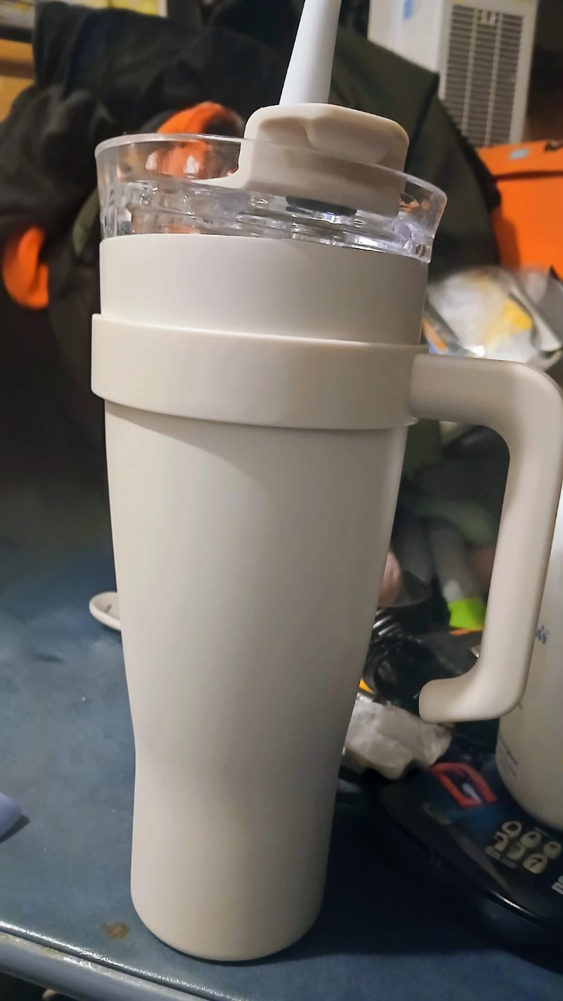Large Tumbler with Handle and Straw