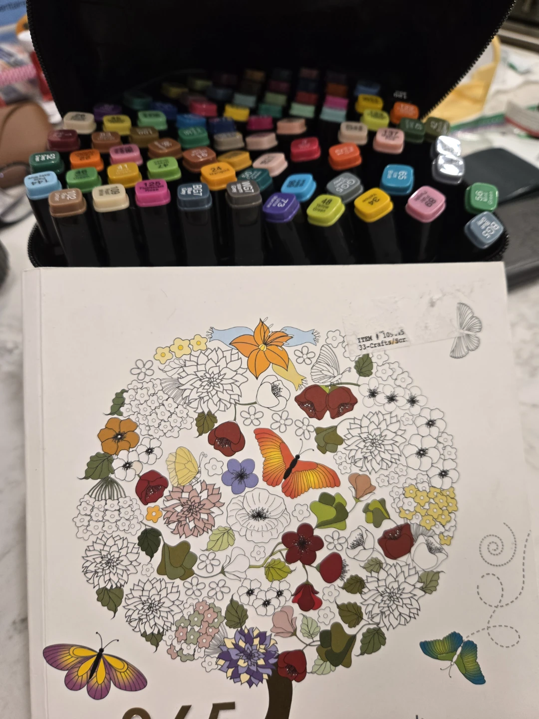 365 Ways to Live in Harmony Colouring Book plus markers - photo 3