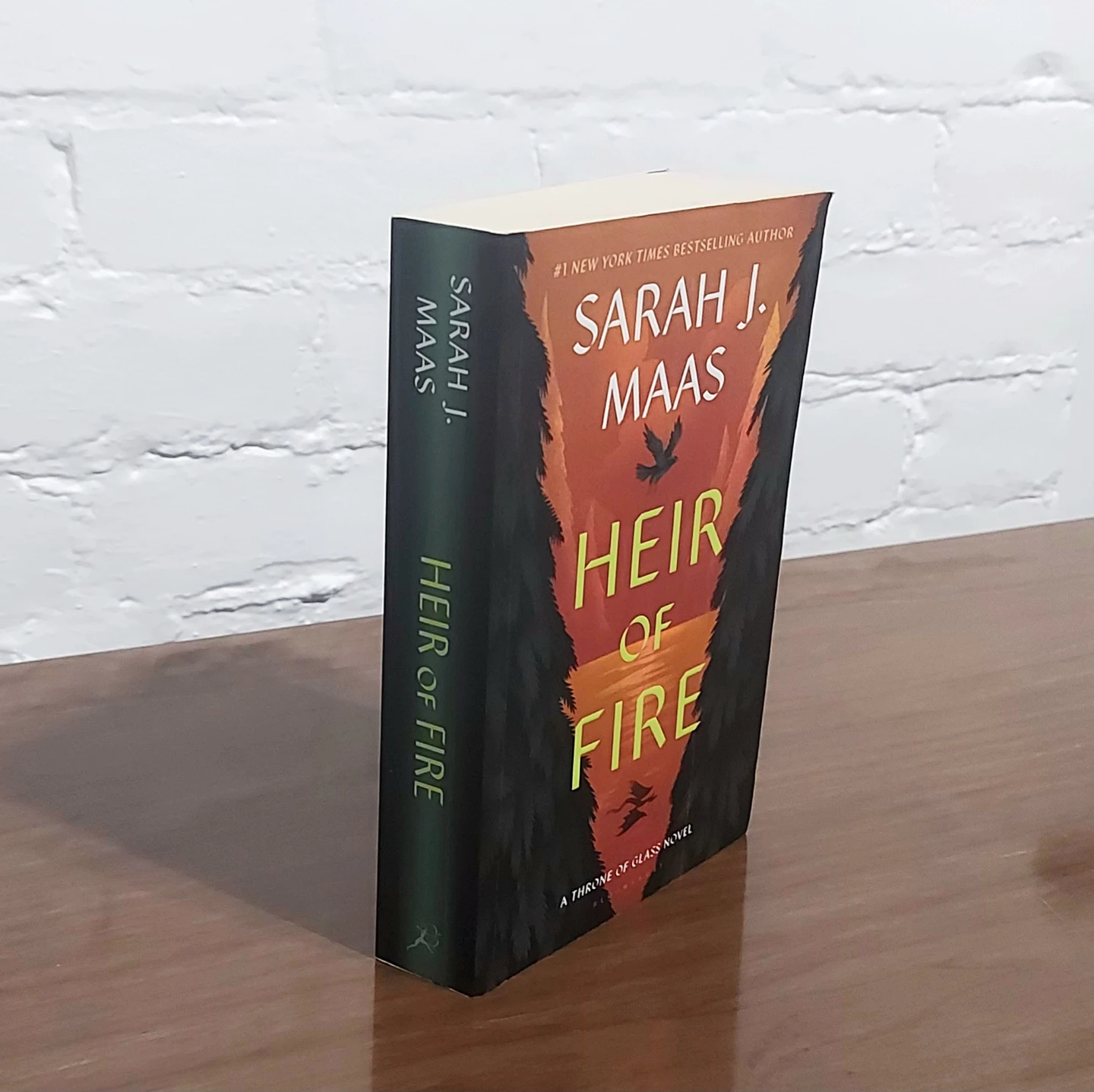Throne Of Glass series by Sarah J. Maas paperback books - photo 4