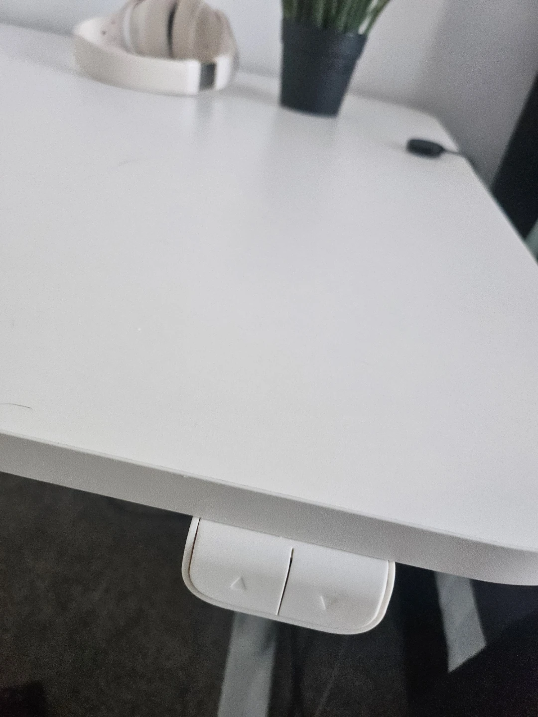 Electric White Standing Desk - photo 2