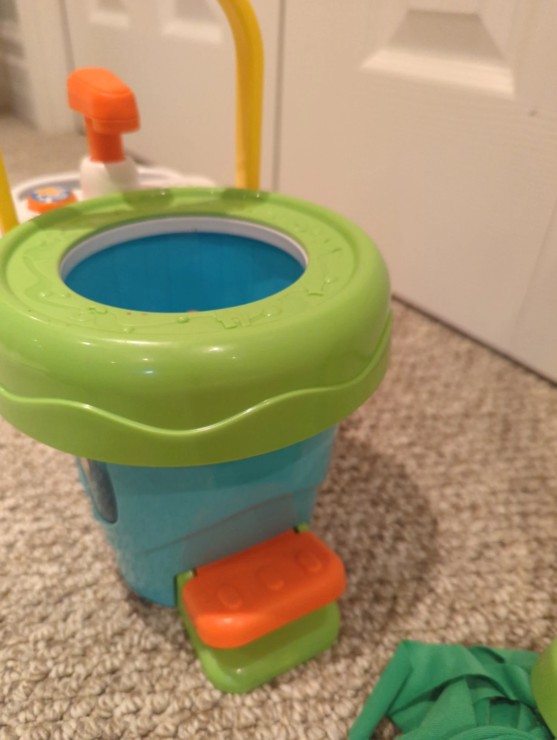 LeapFrog Clean Sweep Learning Caddy - photo 5