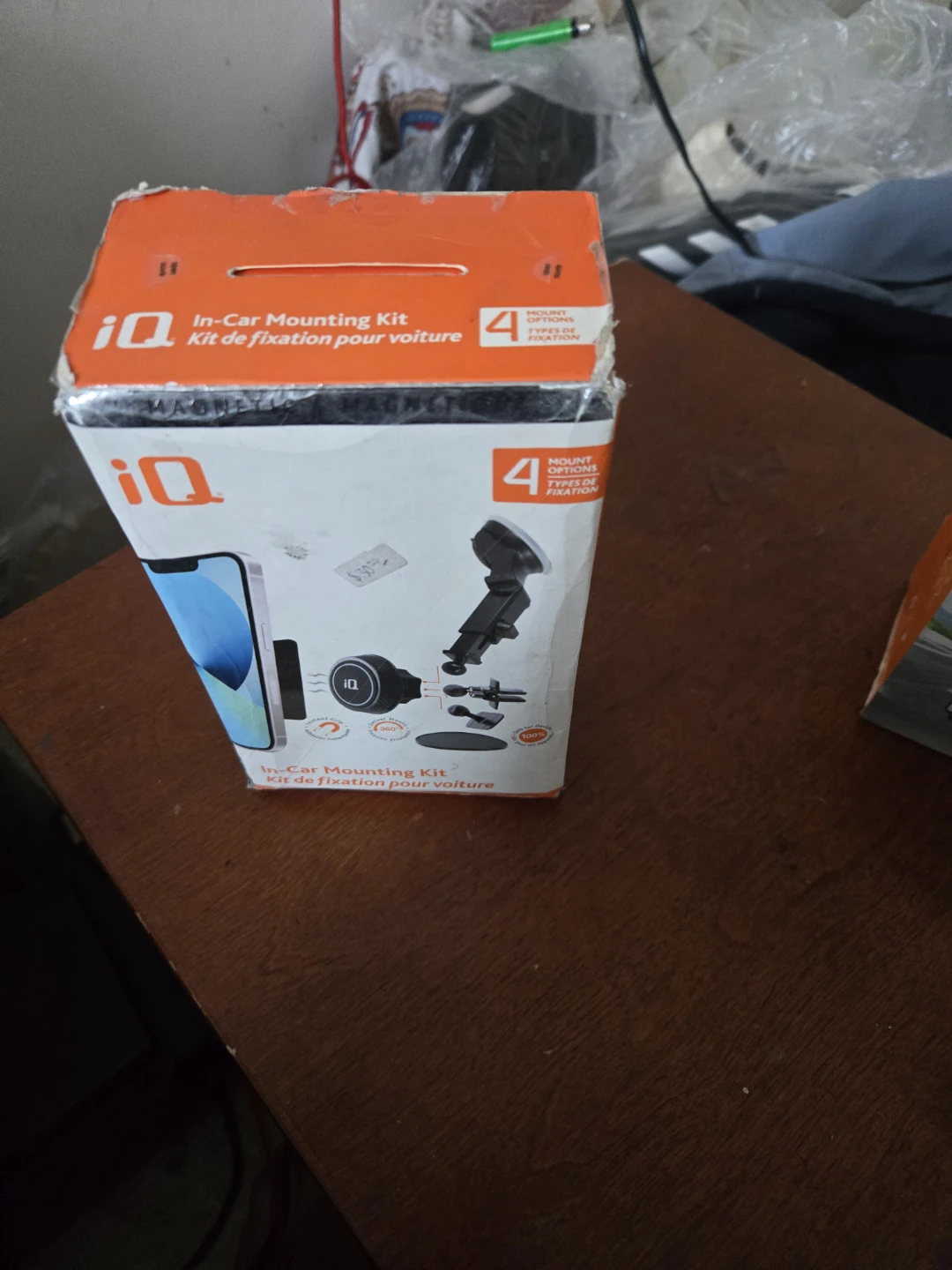 iQ In-Car Mounting Kit - New in Box