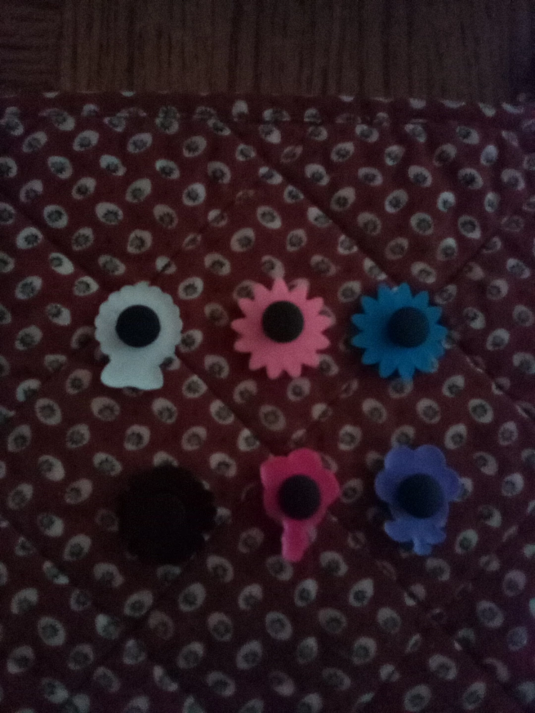 Cute Flower Shoe Charms - photo 2