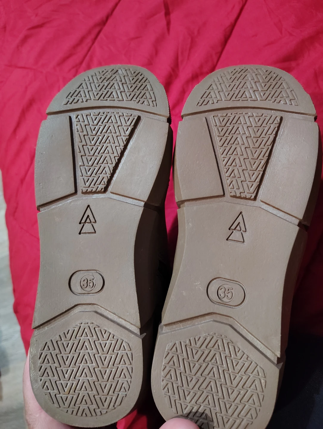 Boots Size 35 kids - photo 2