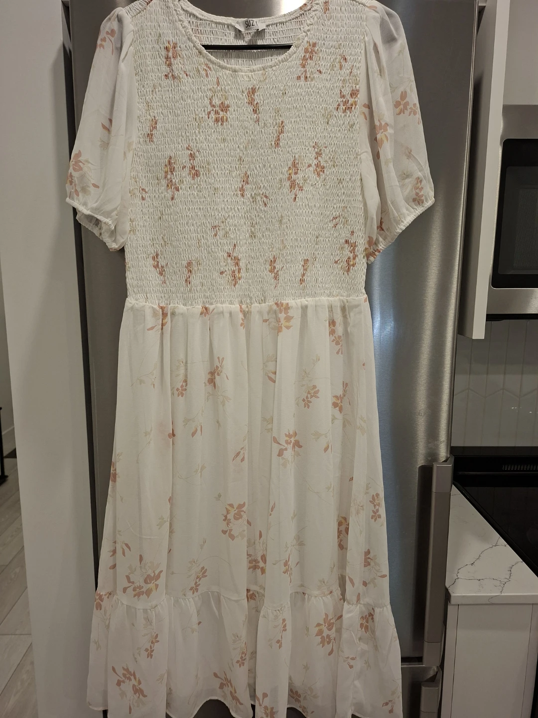 SUZY White Floral Smocked Dress - photo 5