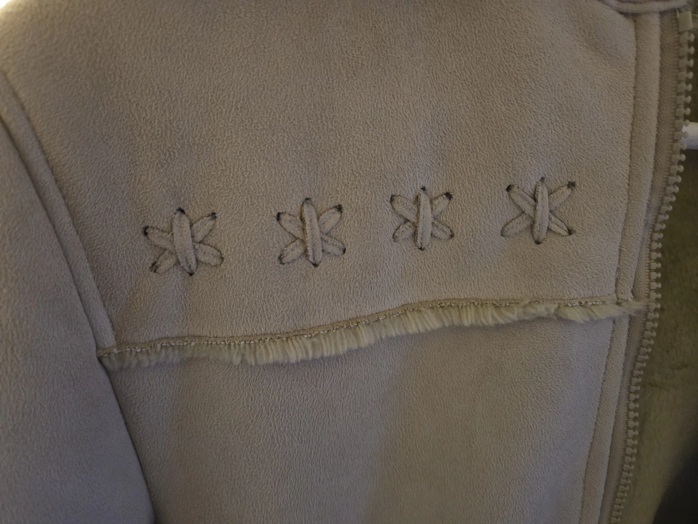 Winter Time - Beige Faux Fur Trim Jacket - photo 2