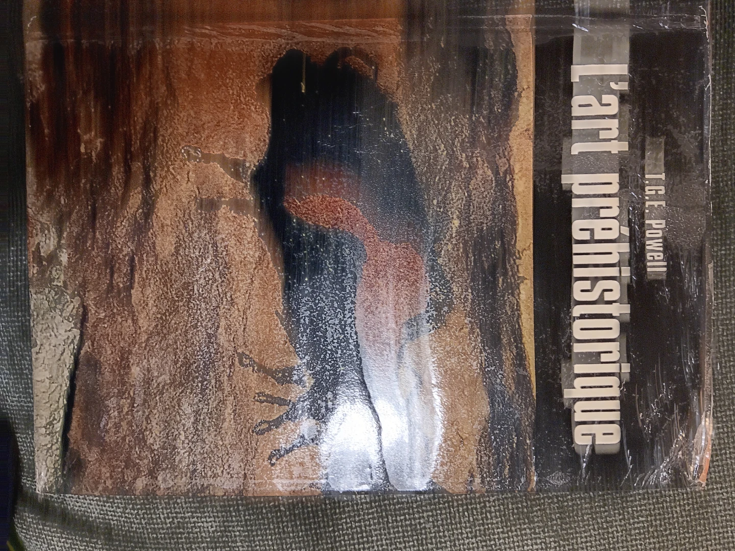 L'art préhistorique book by T.G.E. Powell
