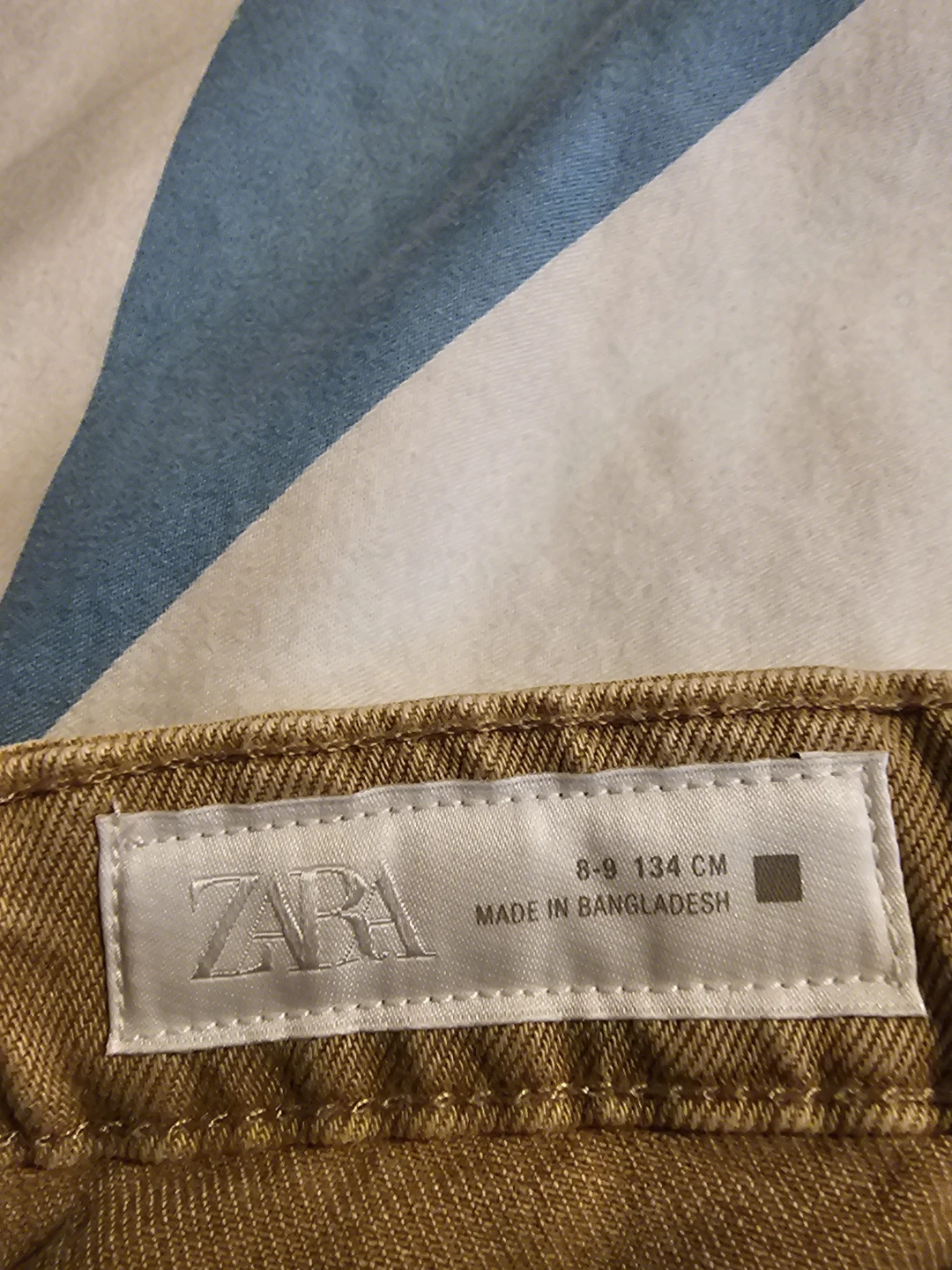 Zara Tan Shorts - Size 8-9 (134 cm) - photo 3