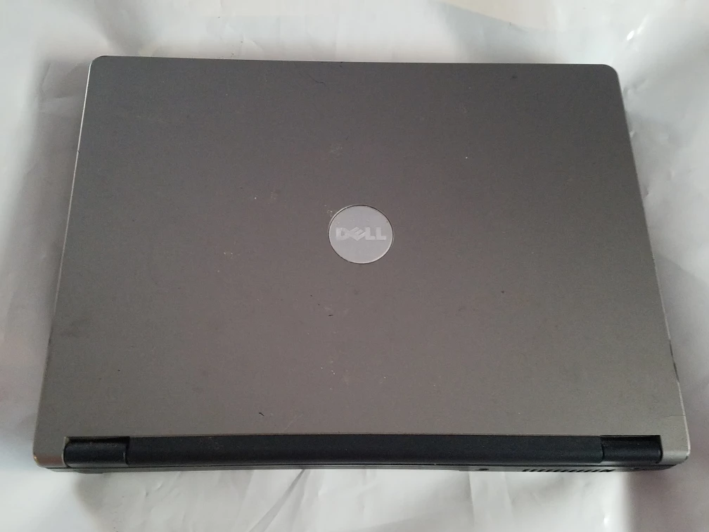 Dell Inspiron 9100 Laptop