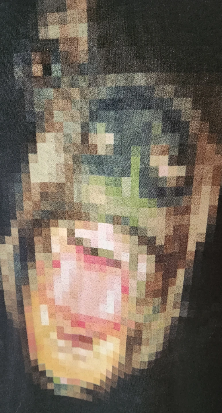 Pixilated Bear T - Shirt - 21 Men - photo 3
