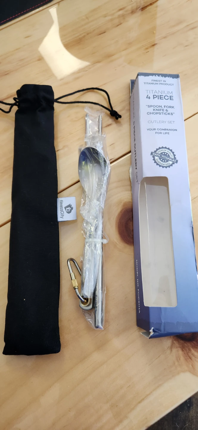 FitnessCity 4 Piece Titanium Cutlery Set