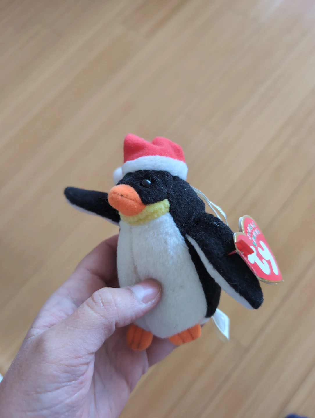 Ty Beanie Baby Puddles Penguin Plush