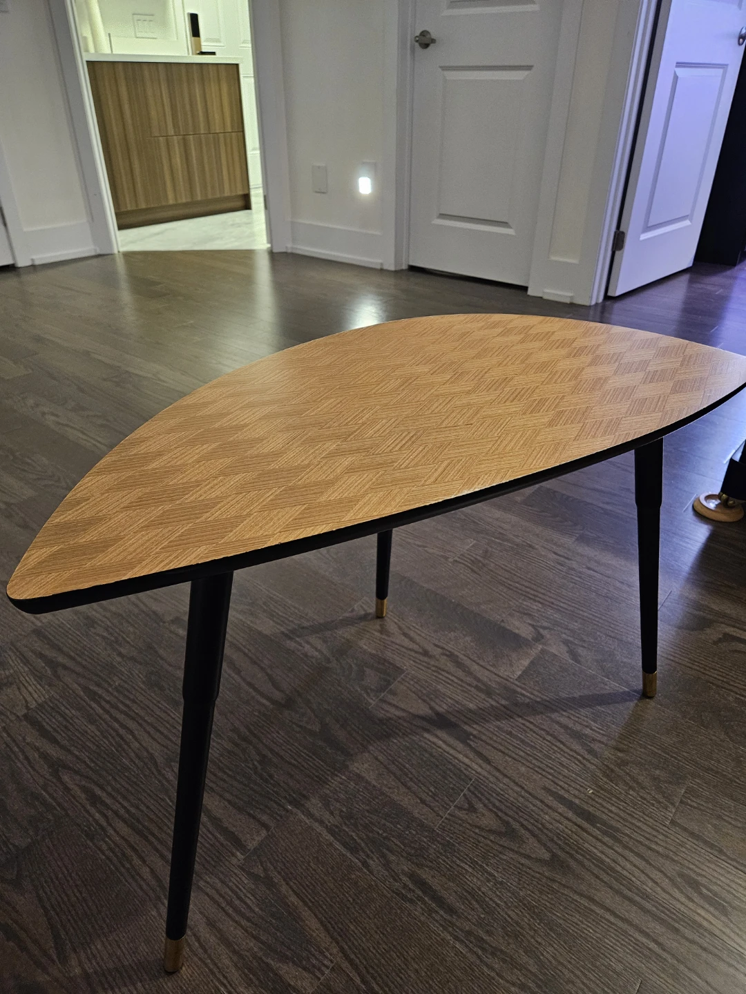 Modern Style Accent Table - photo 2