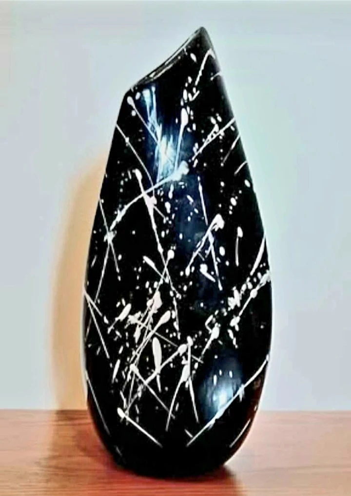 Unique Jinghong Hand Crafted Chinese Vase