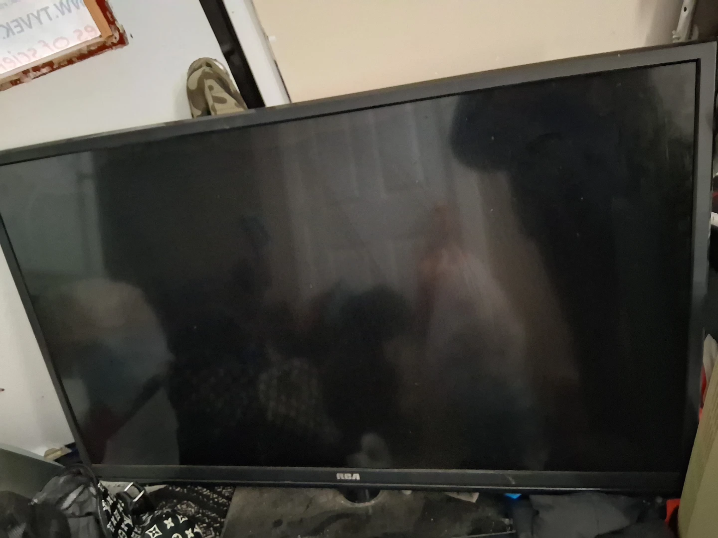 RCA RLDE D4633A 120W TV - photo 2