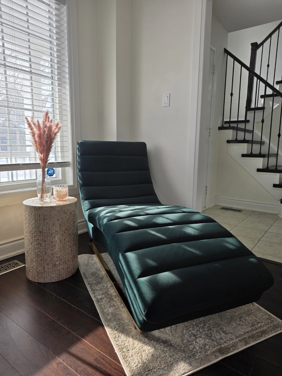 Structube Green Velvet Lounge Chair - photo 3